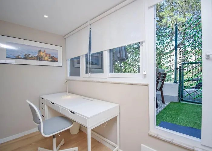 Daire Outdoor Patio Newly Renovated