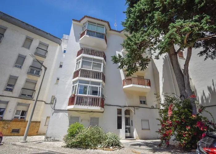 Daire Outdoor Patio Newly Renovated *